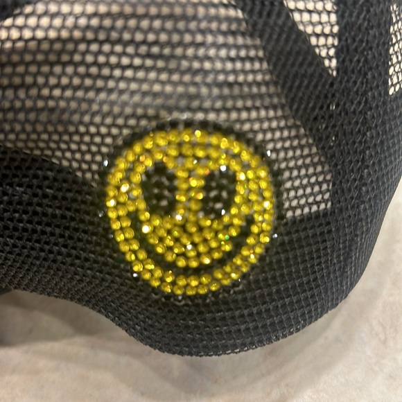 Smiley face hat aviator trucker - Picture 5 of 6